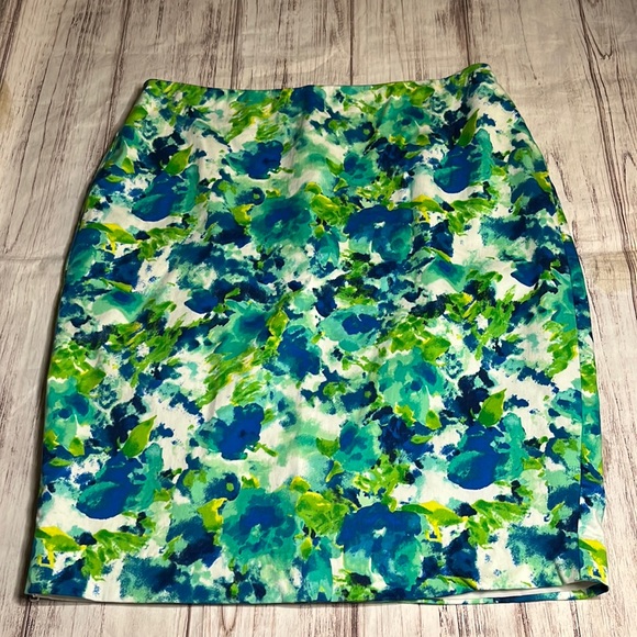 Forever 21 Essentials Skirt - Picture 1 of 12
